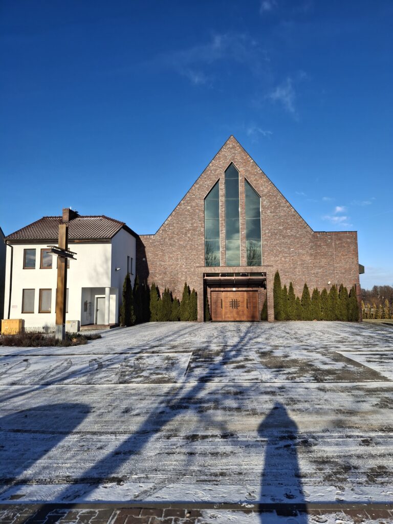 Świętej jadwigi królowej wawelskiej ul. mleczowa 1